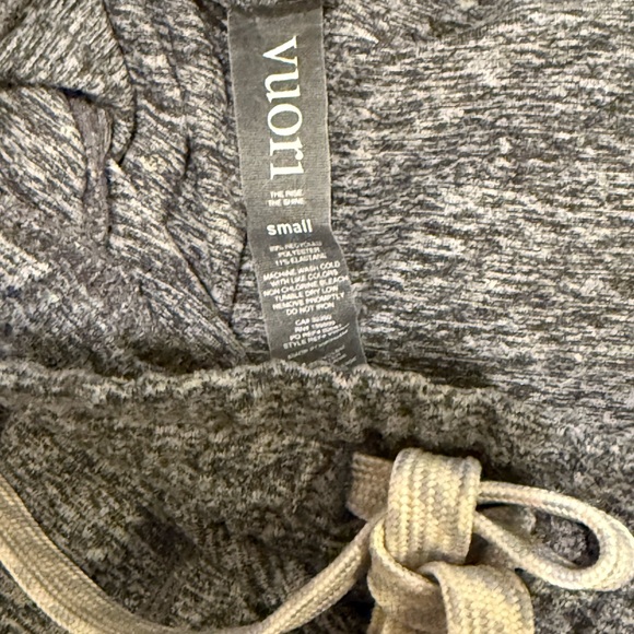 Vuori Joggers Size Small- EUC Heather Gray and Flax Heather - Picture 2 of 9